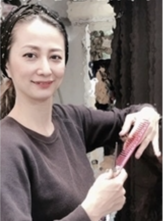小泉　聡子（AKIKO KOIZUMI）